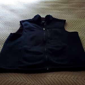 Men's sherpa lined vest